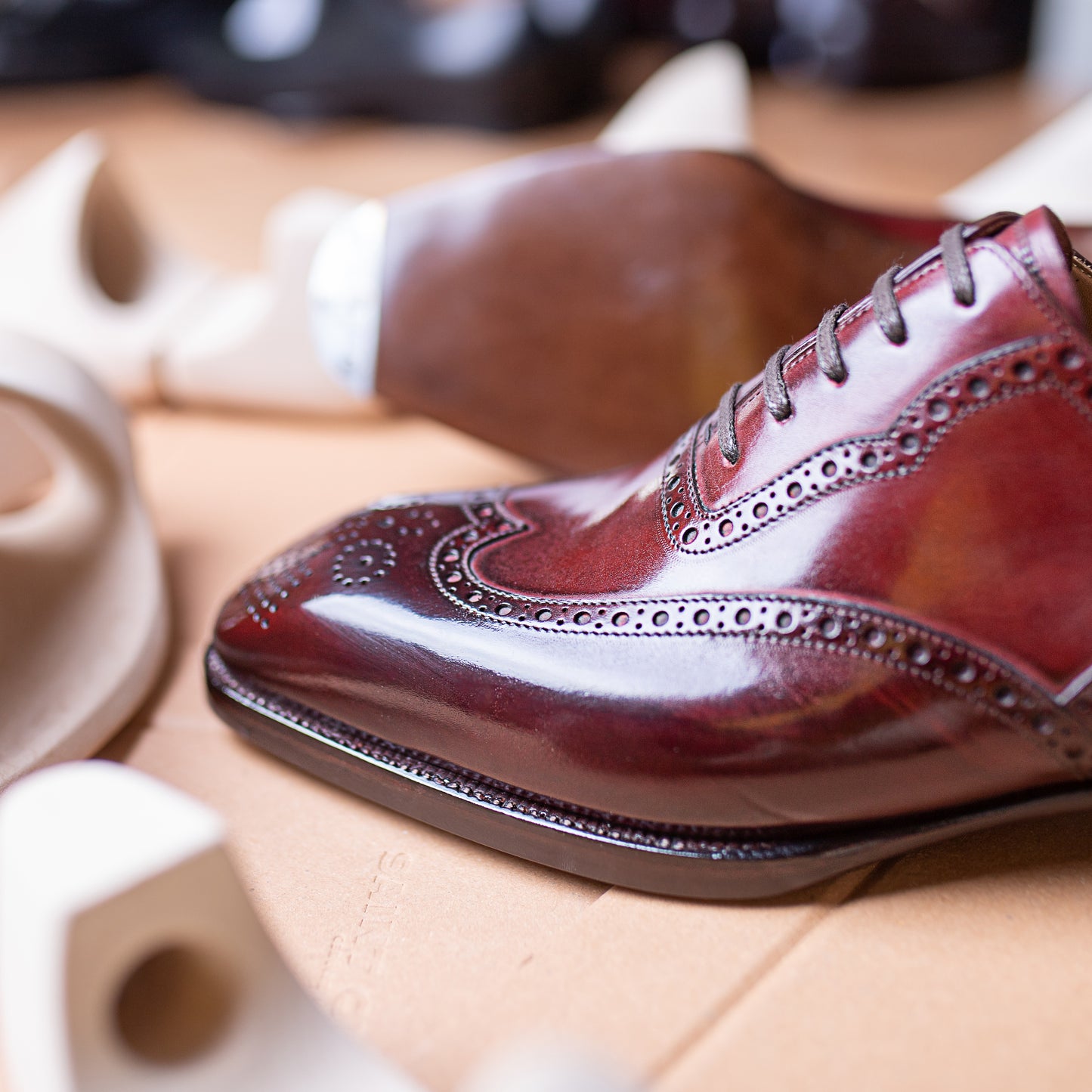 Long wing full brogued Oxford