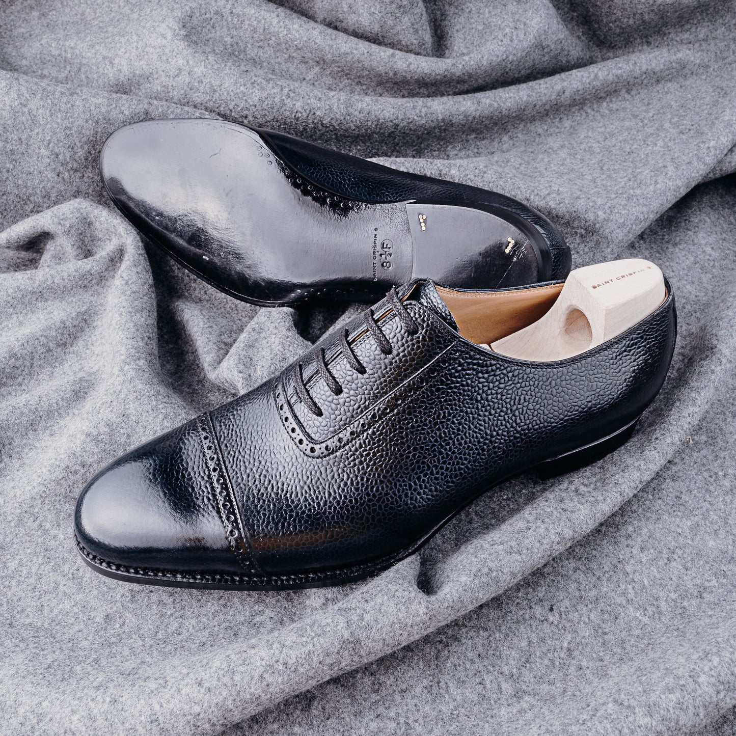 Straight toe box oxford with small heel part 8.5F