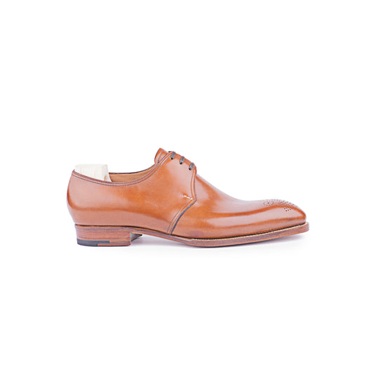 Three eyelet Derby with medallion in Cognac calf leather
