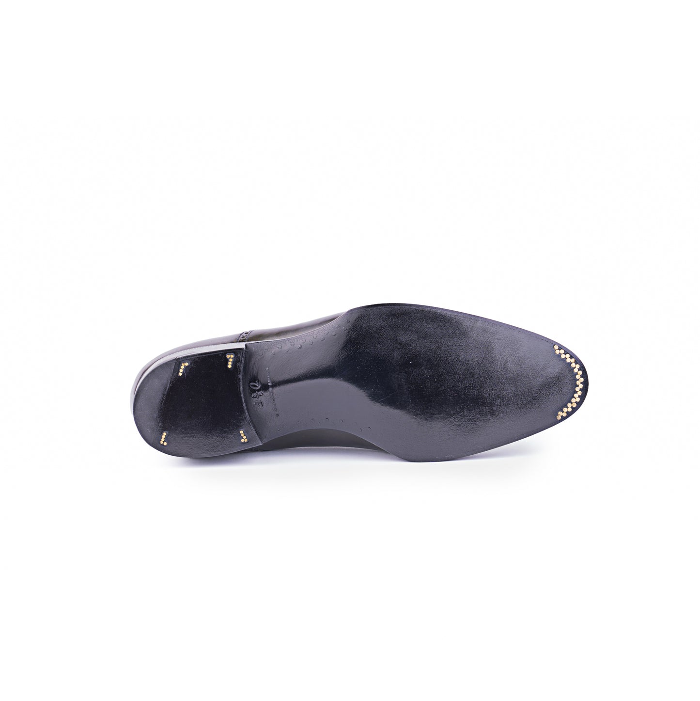 Oxford with small brogueing on the straight toe cap and counter