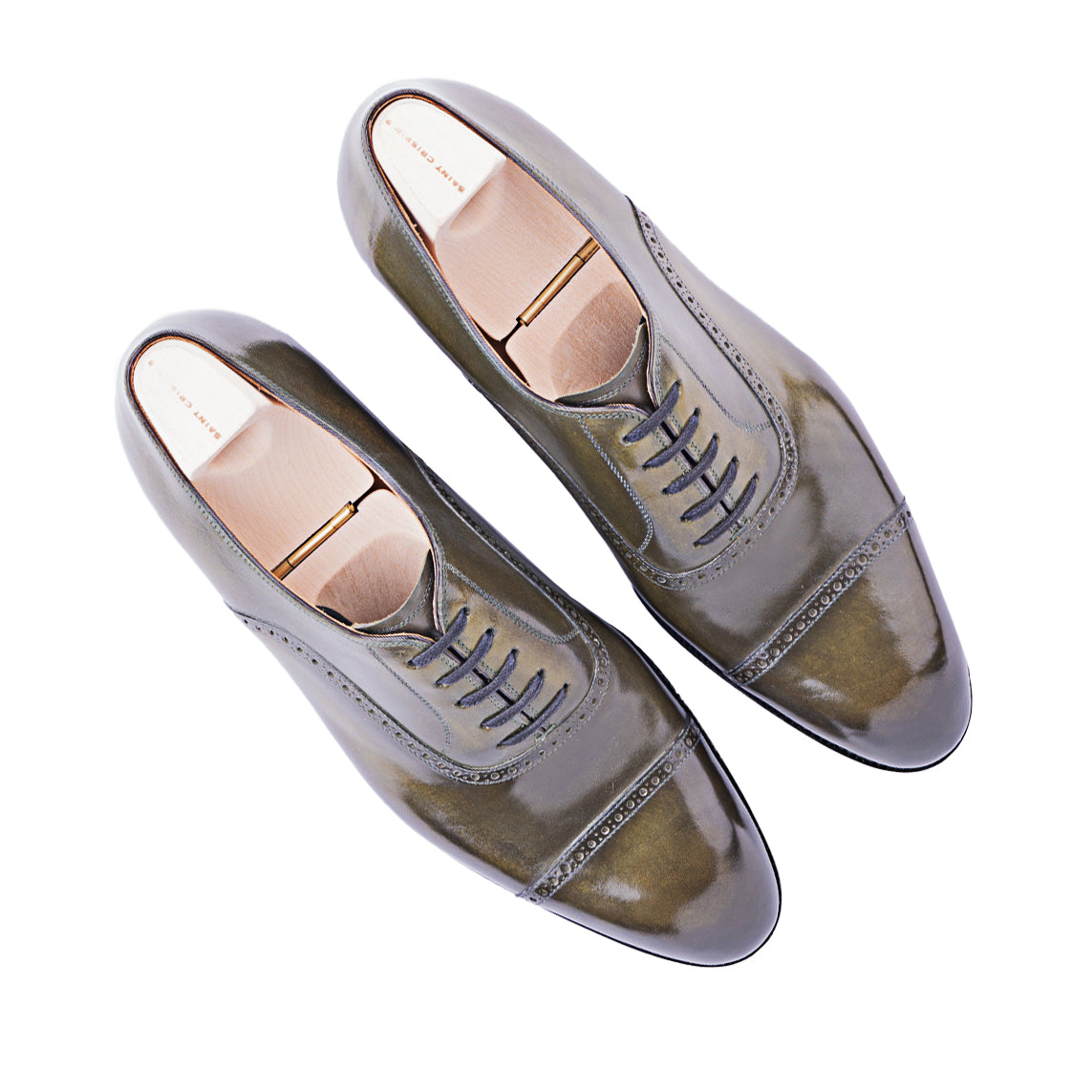 Straight toe cap Oxford in olive green Crust calf leather