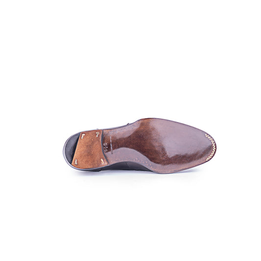 Tassel loafer with hand stitched apron, short vamp in Espresso dark brown