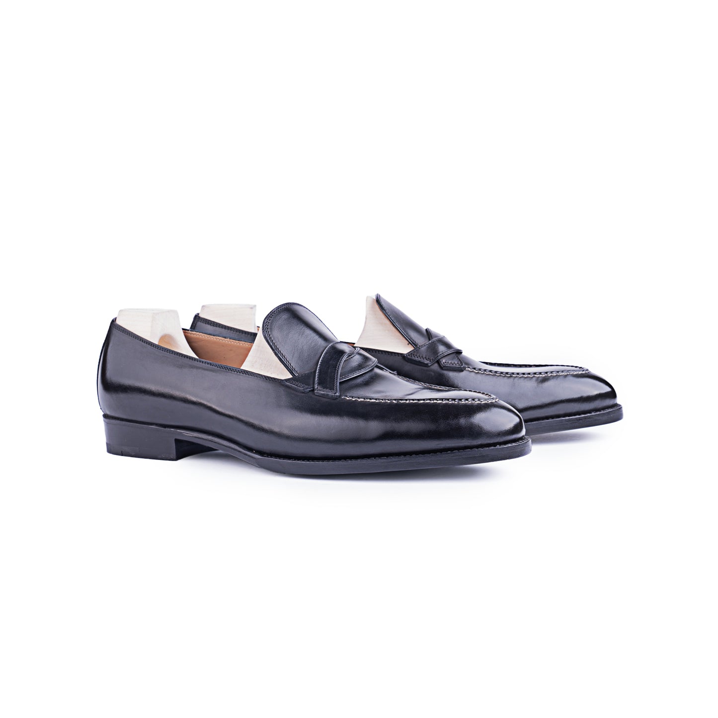 Entwinded loafer in Black Crust calf leather