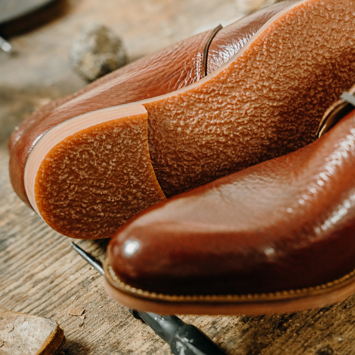 Chukka boots with three eyelets