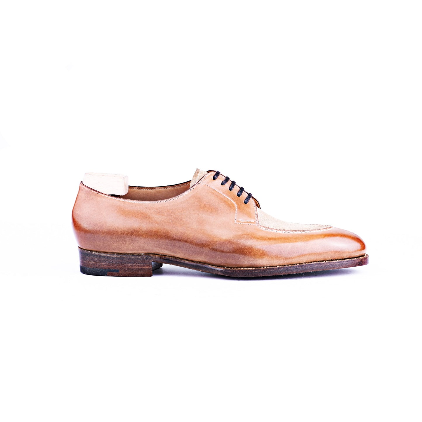 Five eyelet split toe Derby with hand stitched apron