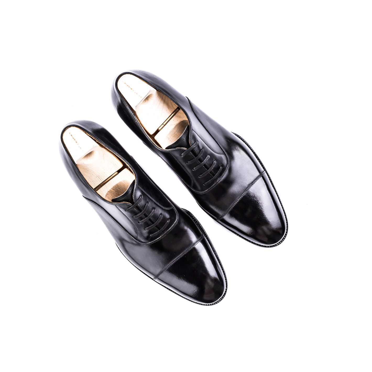 Elegant, straight toe cap Oxford