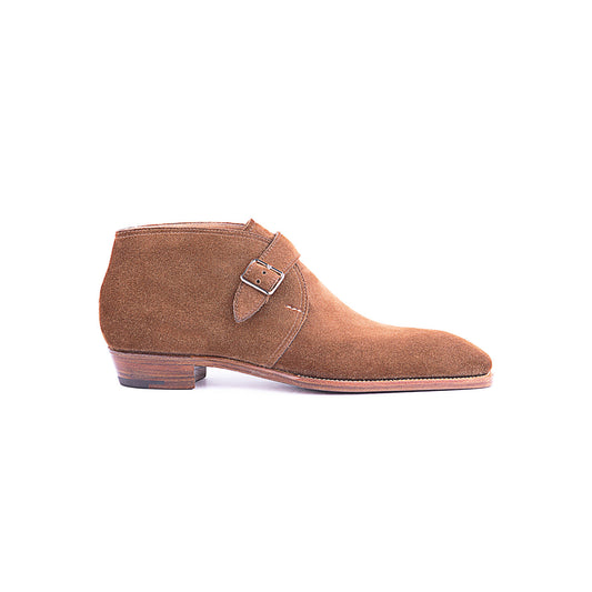 Gilman - Chukka boots with arrow belt and cuban heel plus 4 mm