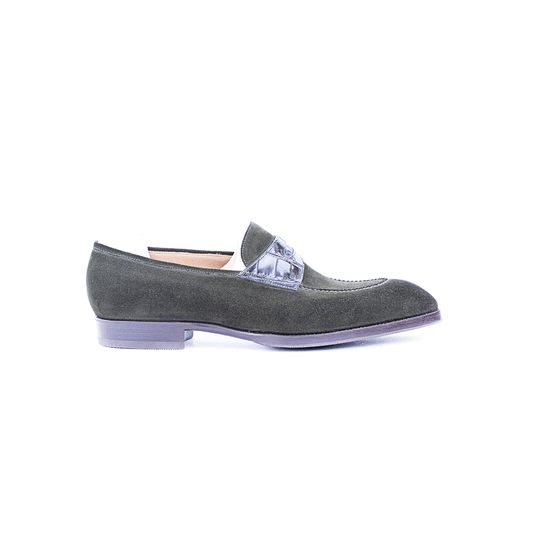 Classic Penny loafer with hand stitched apron