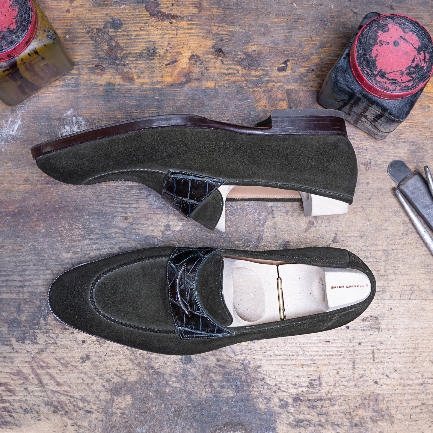 Classic Penny loafer with hand stitched apron