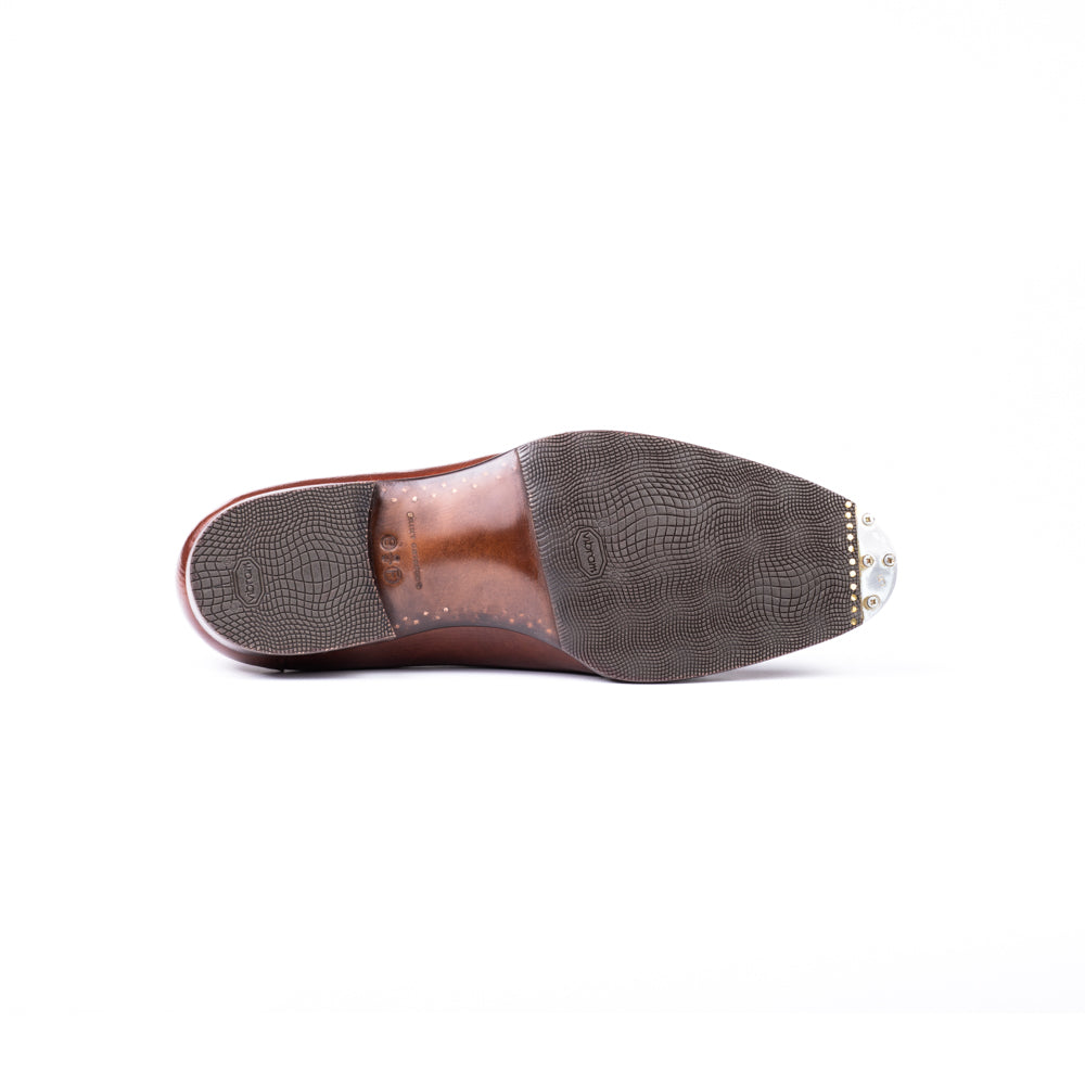 Five eyelet split toe Derby in mid brown Russian calf