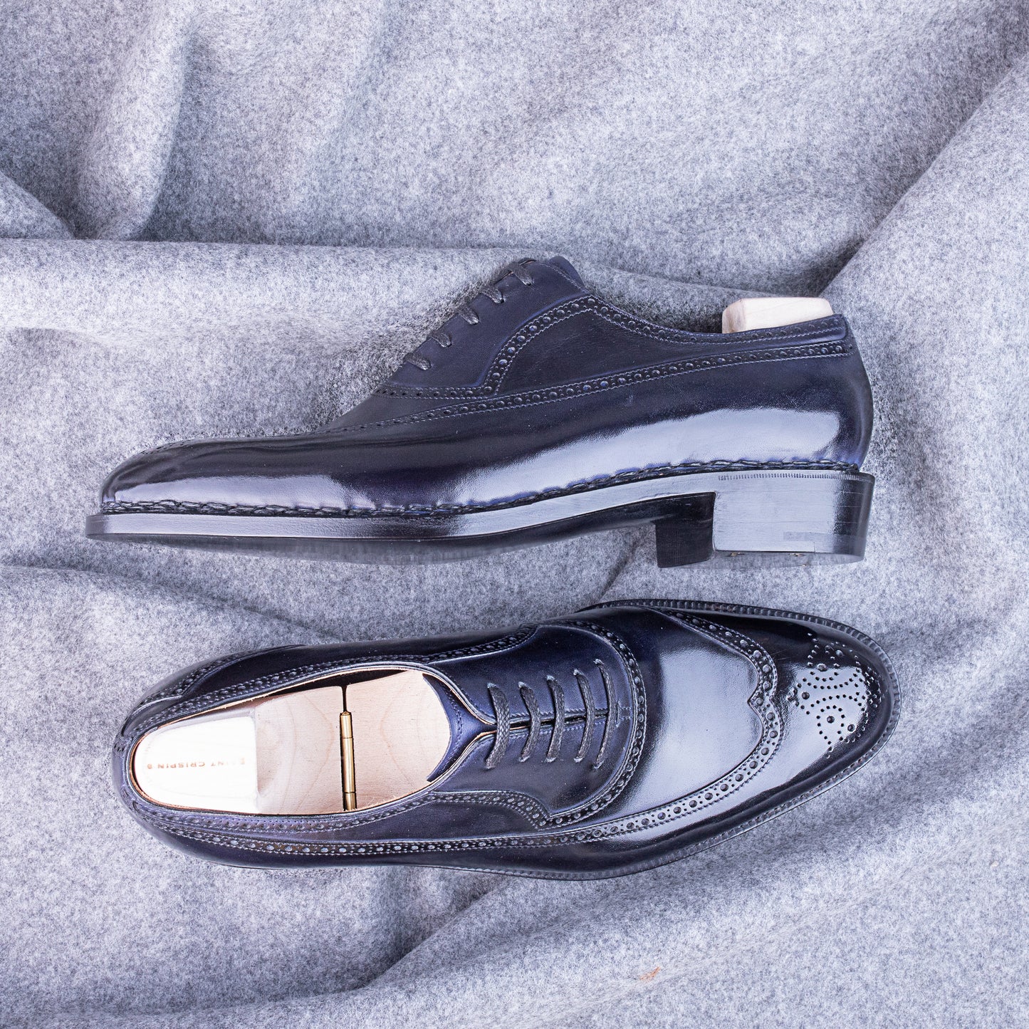 Brogued Oxford with higher Cuban heel
