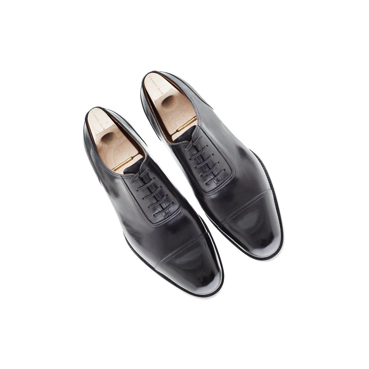 Formal Captoe Oxford in black Crust calf leather