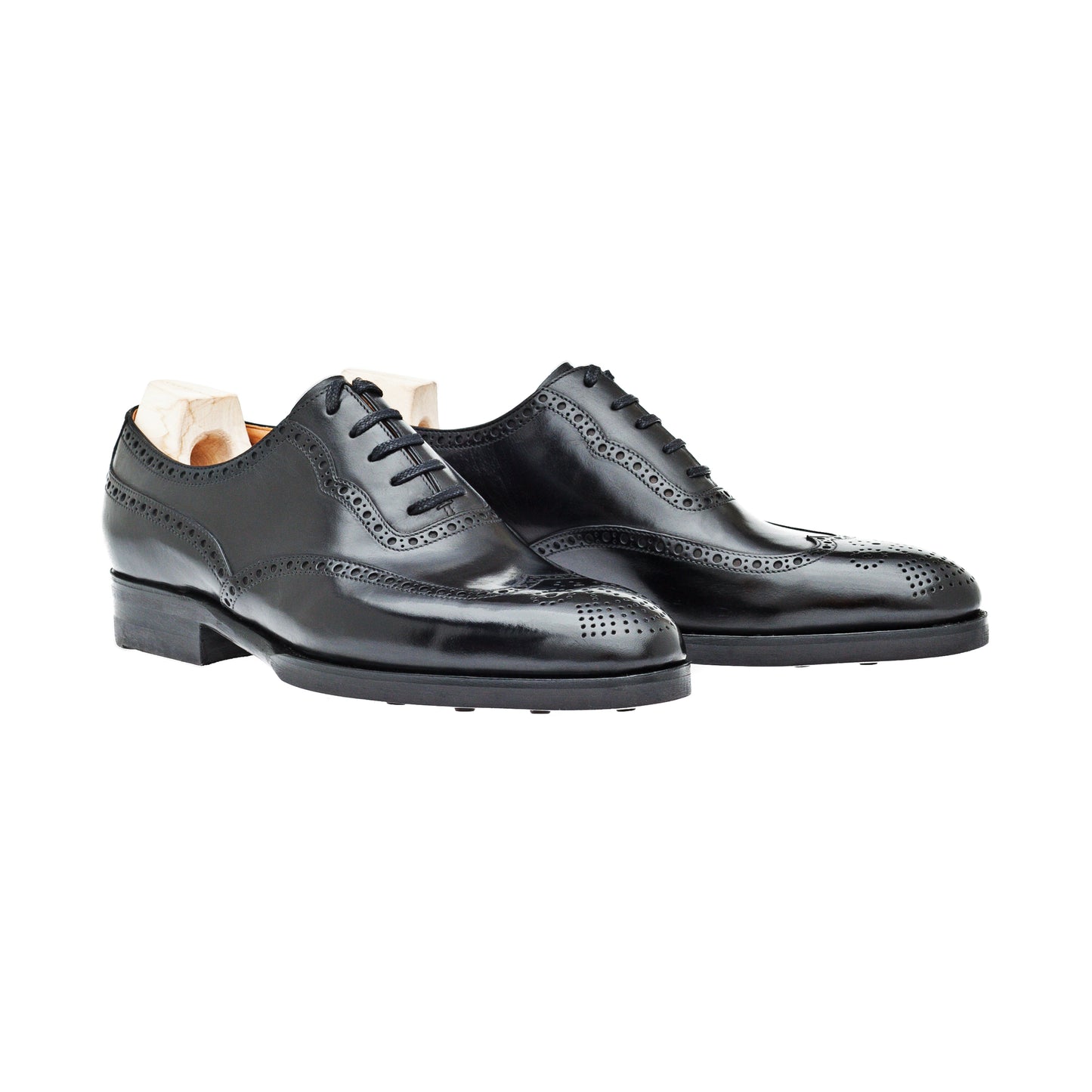Long wing full brogu Oxford with Dainite sole