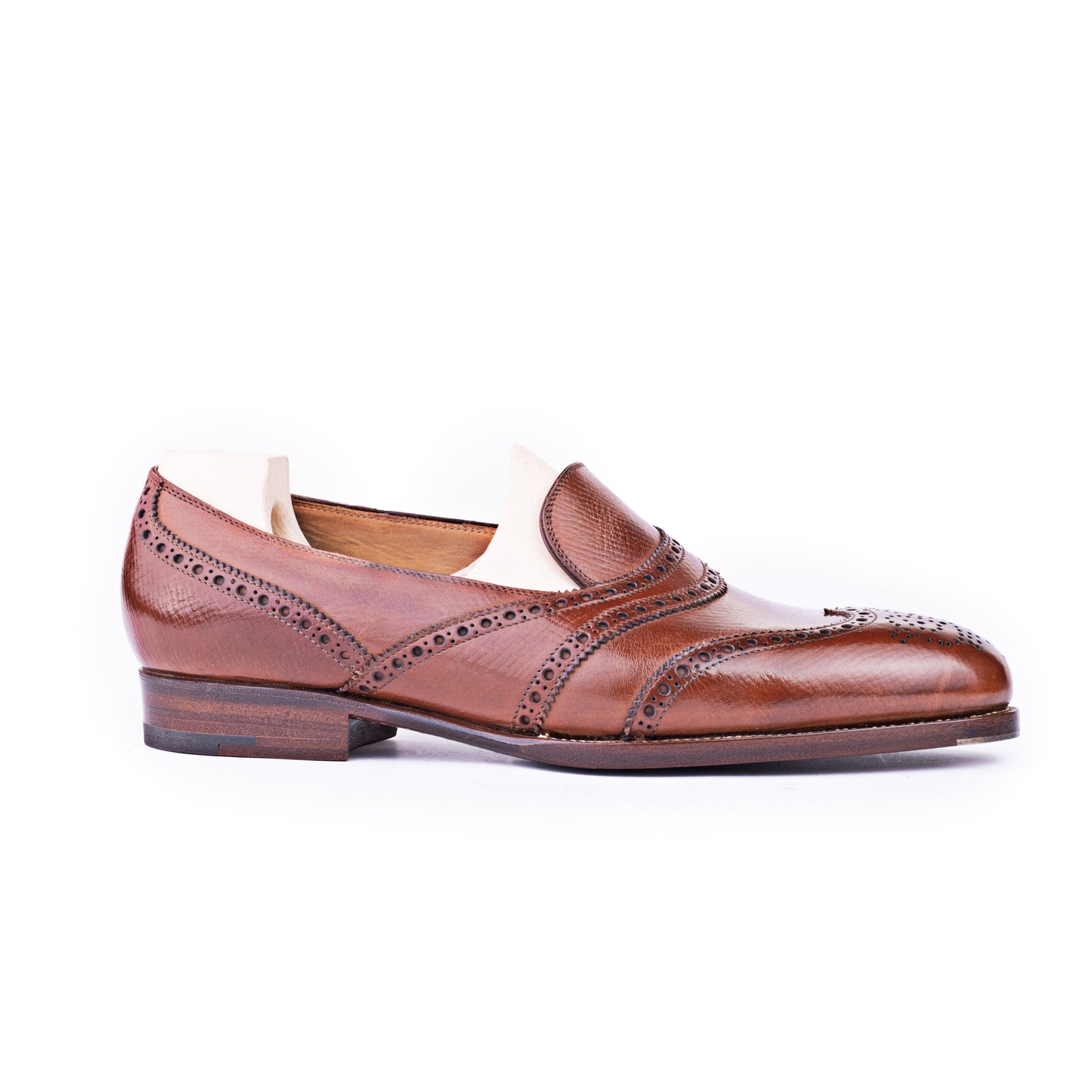 Special loafer with gimped and brogued lines
