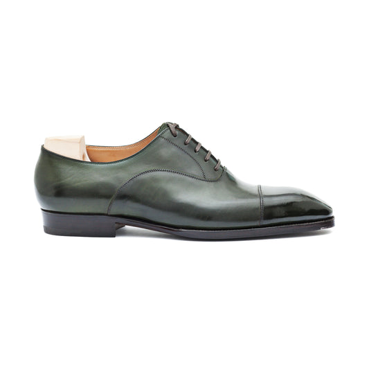 Straight toe cap Oxford with elegant double seam