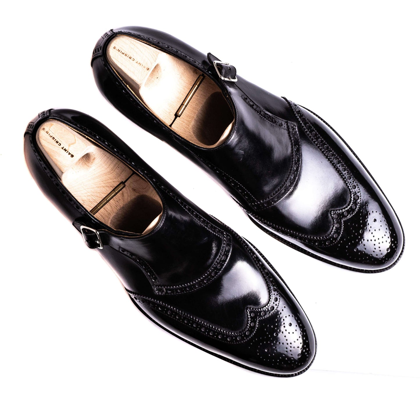 Long wing tip single buckle Monk with topline brogueing