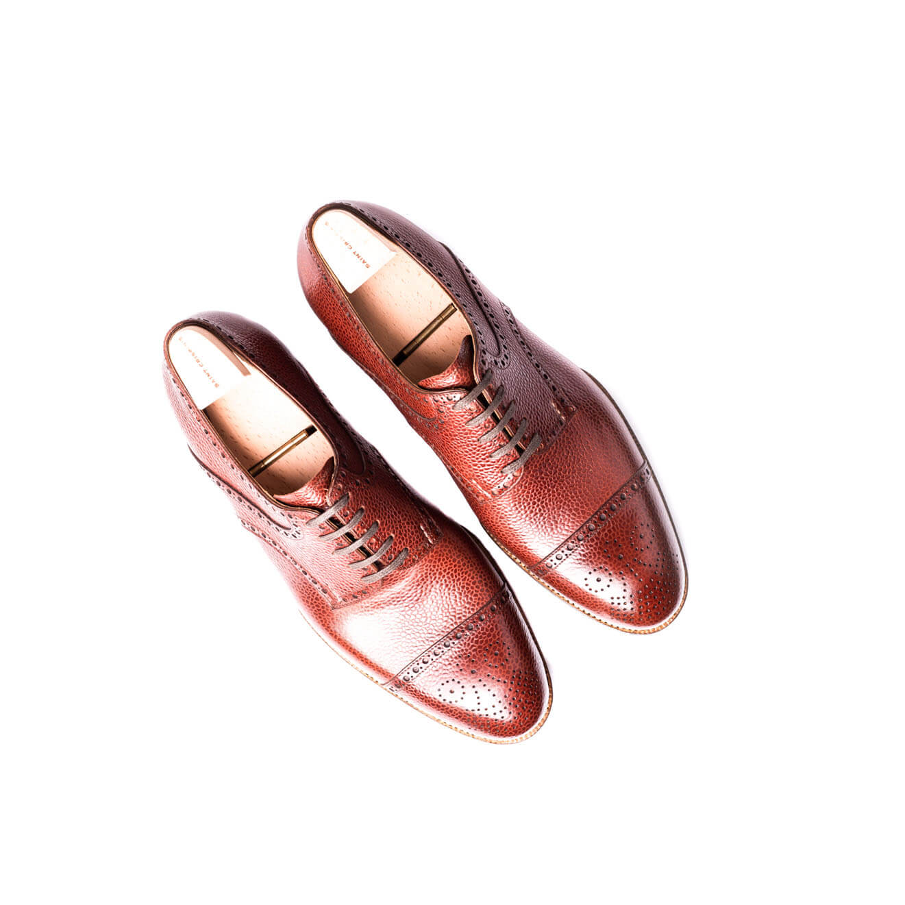 Half brogue Saddle Derby in mid brown Scotch grain leather
