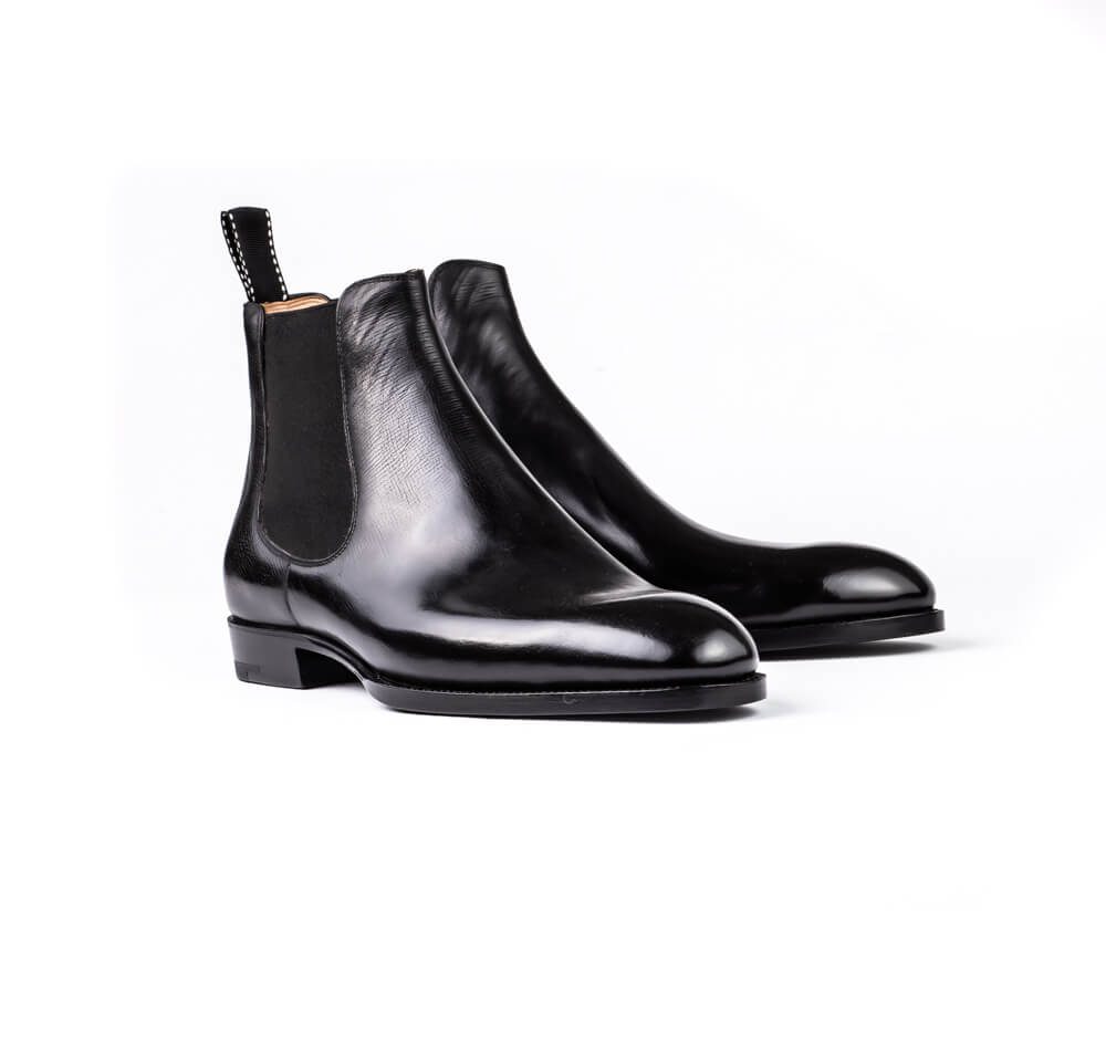 Chelsea Boot with plain shaft, elastic sided - black mountain calf