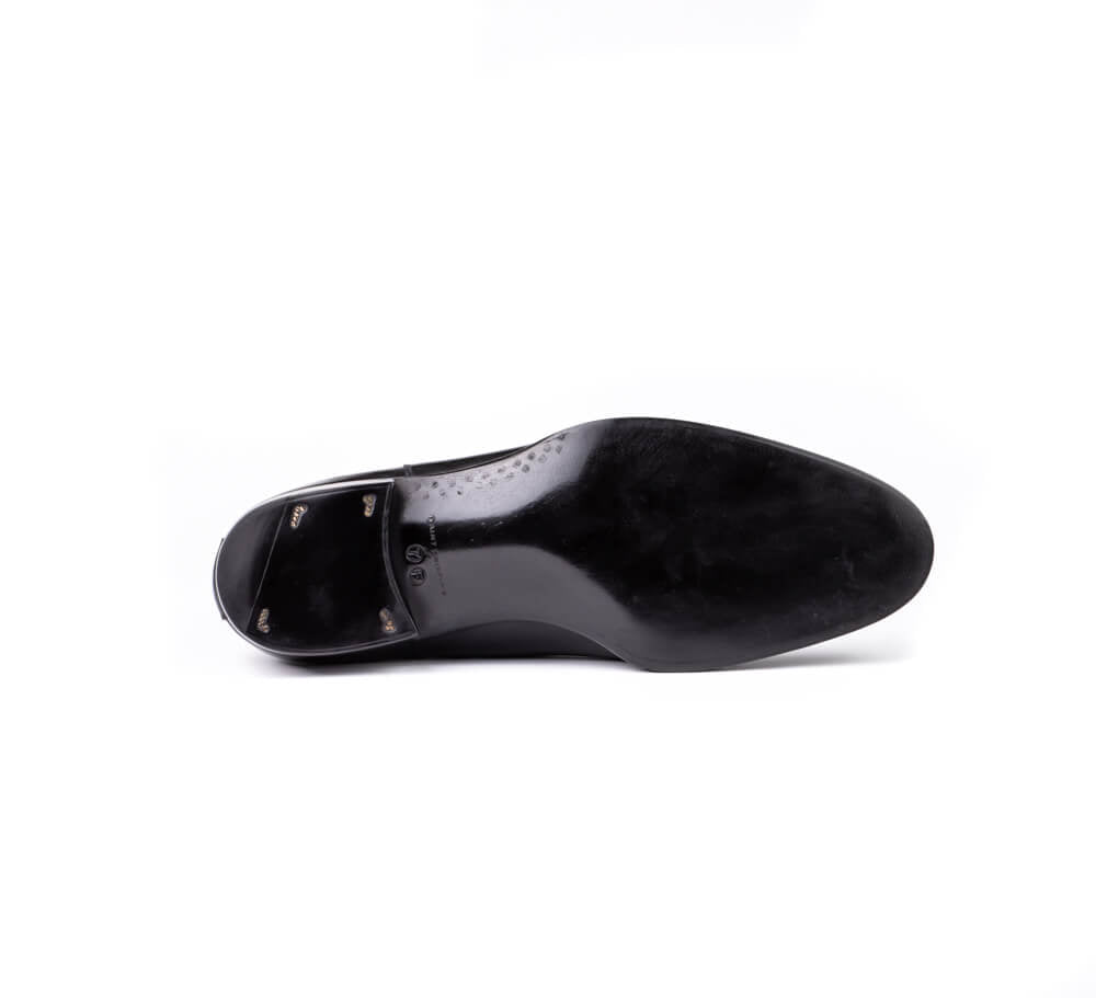 Chelsea Boot with plain shaft, elastic sided - black mountain calf