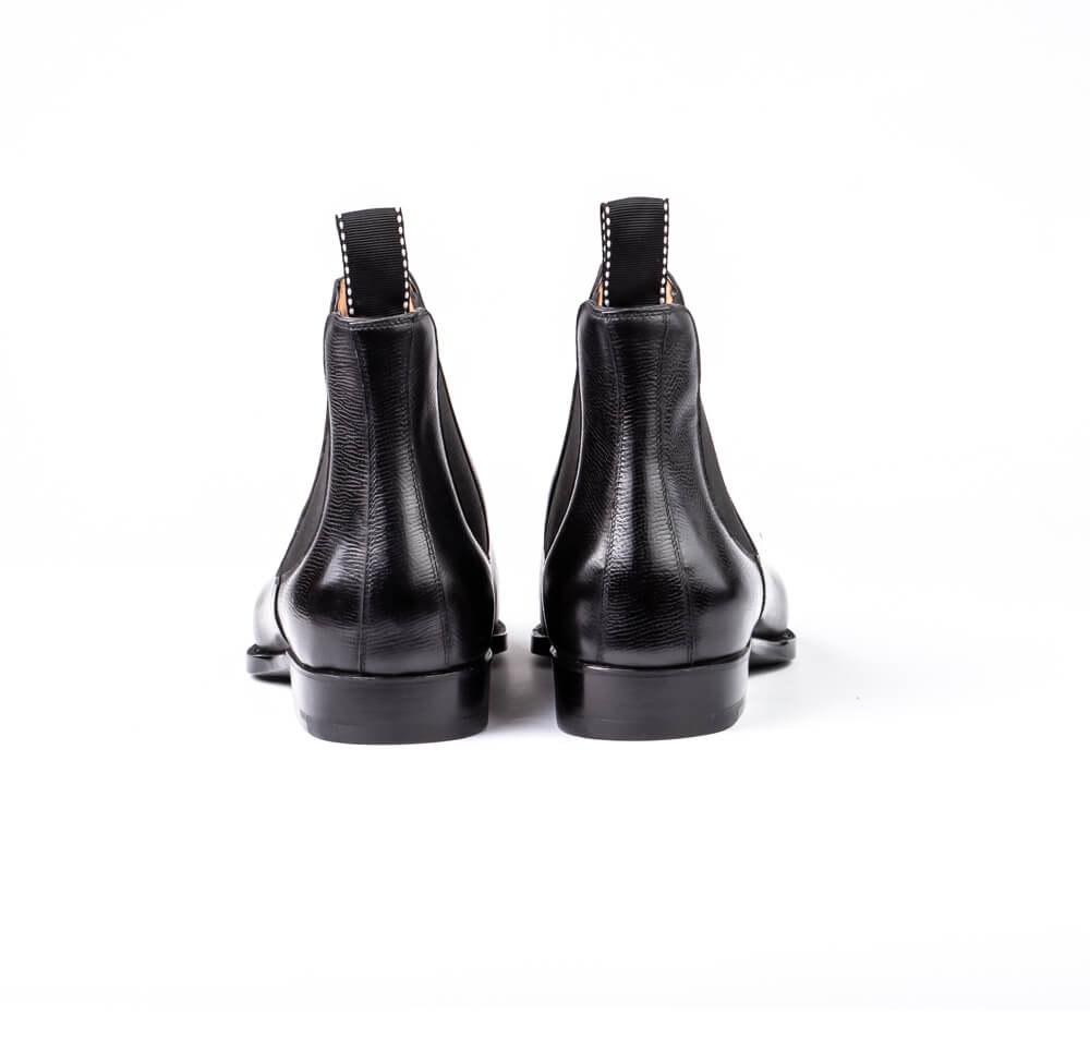 Chelsea Boot with plain shaft, elastic sided - black mountain calf