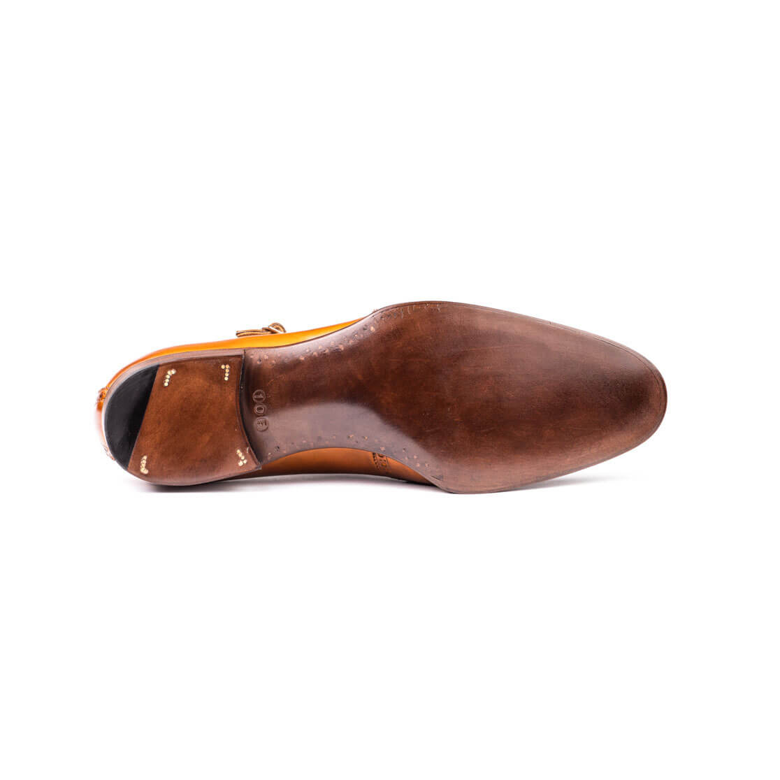 Single buckle monk with long wing and fully brogued