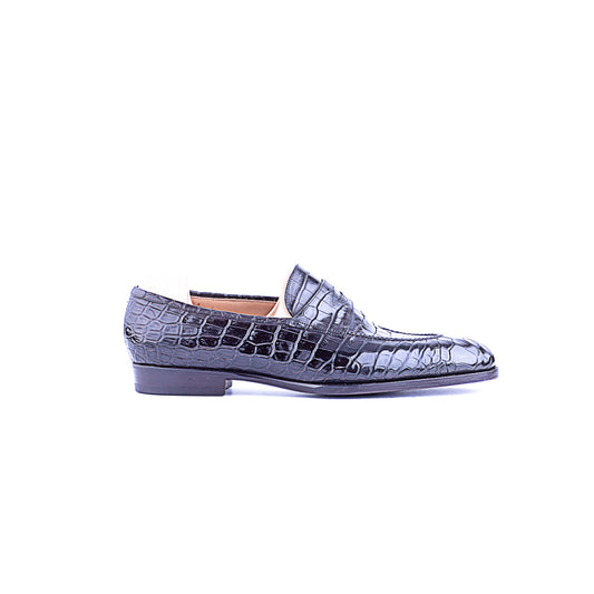 Classic Penny Loafer with hand stitched apron in dark brown Alligator