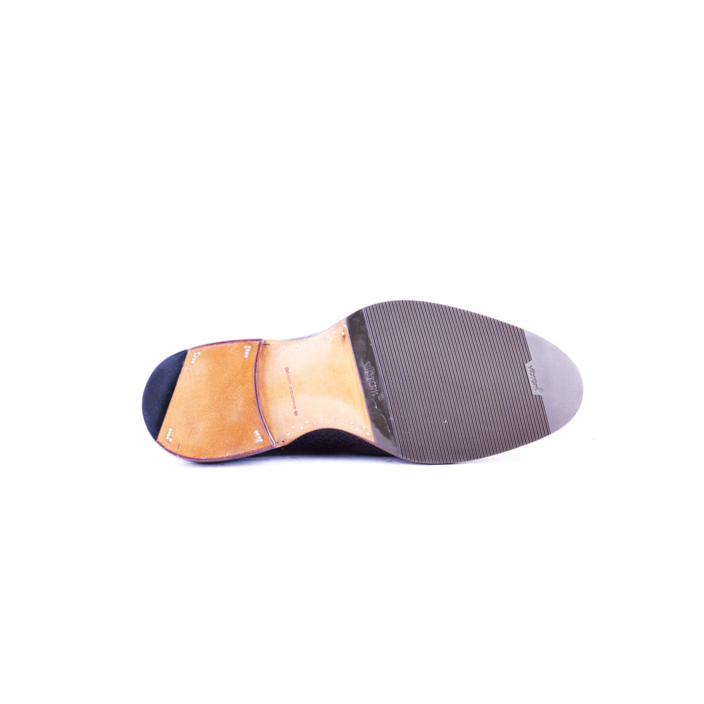 Split toe derby, fully handstitched, Norwegian sewn apron with juncture stitched split toe