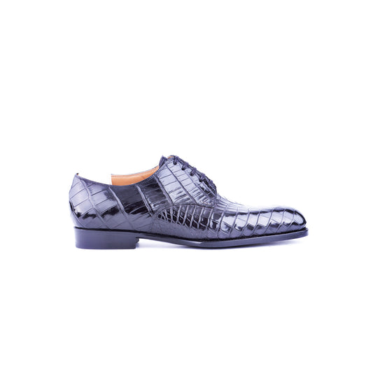 Five eylelet Derby with plain tip in black Croc leather