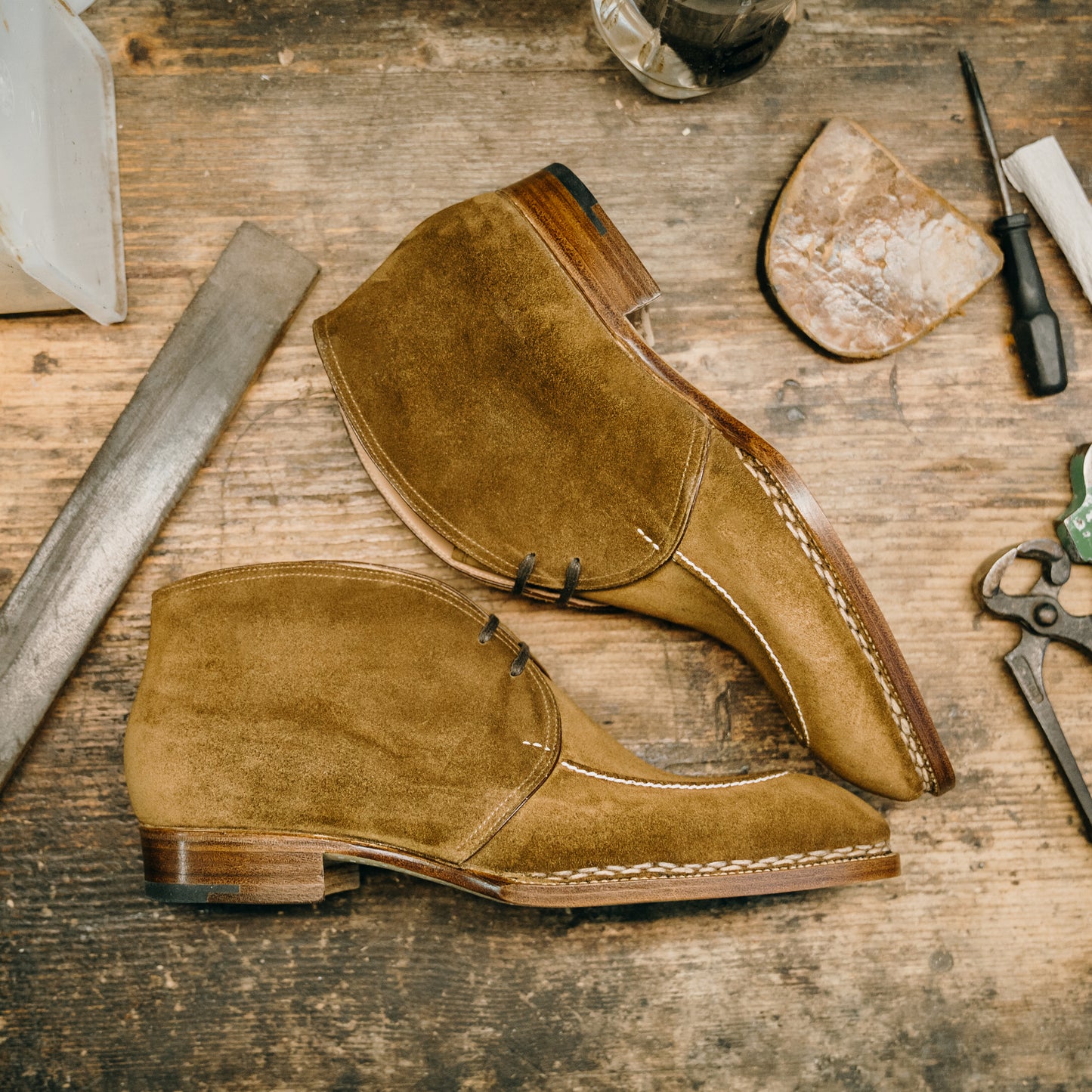 Chukka boots with handstitched Norwegian apron