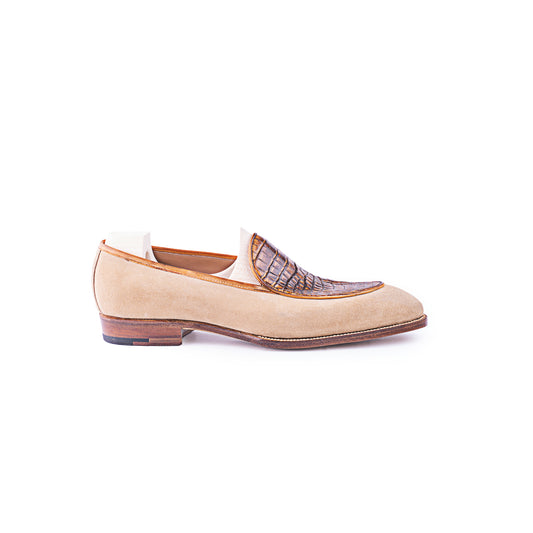 Loafer with croc apron - 9F