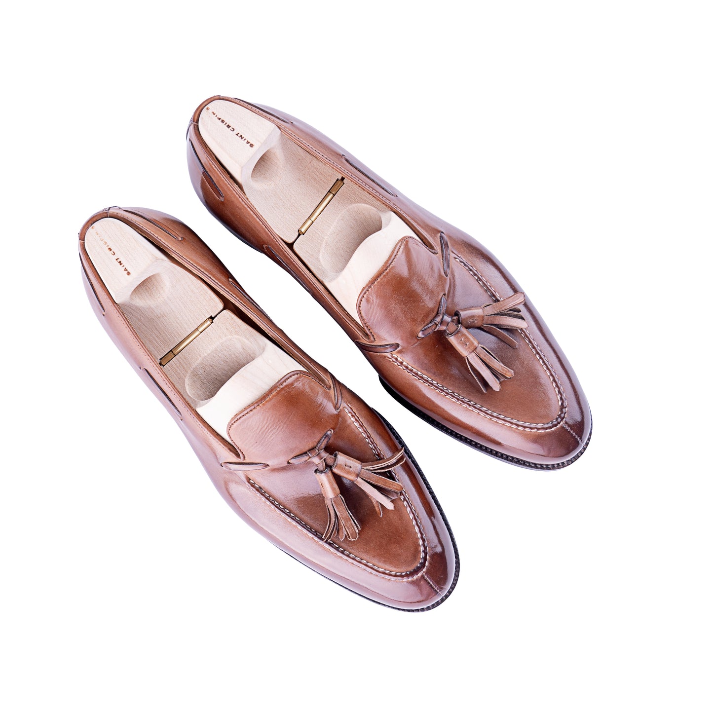 Loafer with hand stitched apron and tassels - 6F