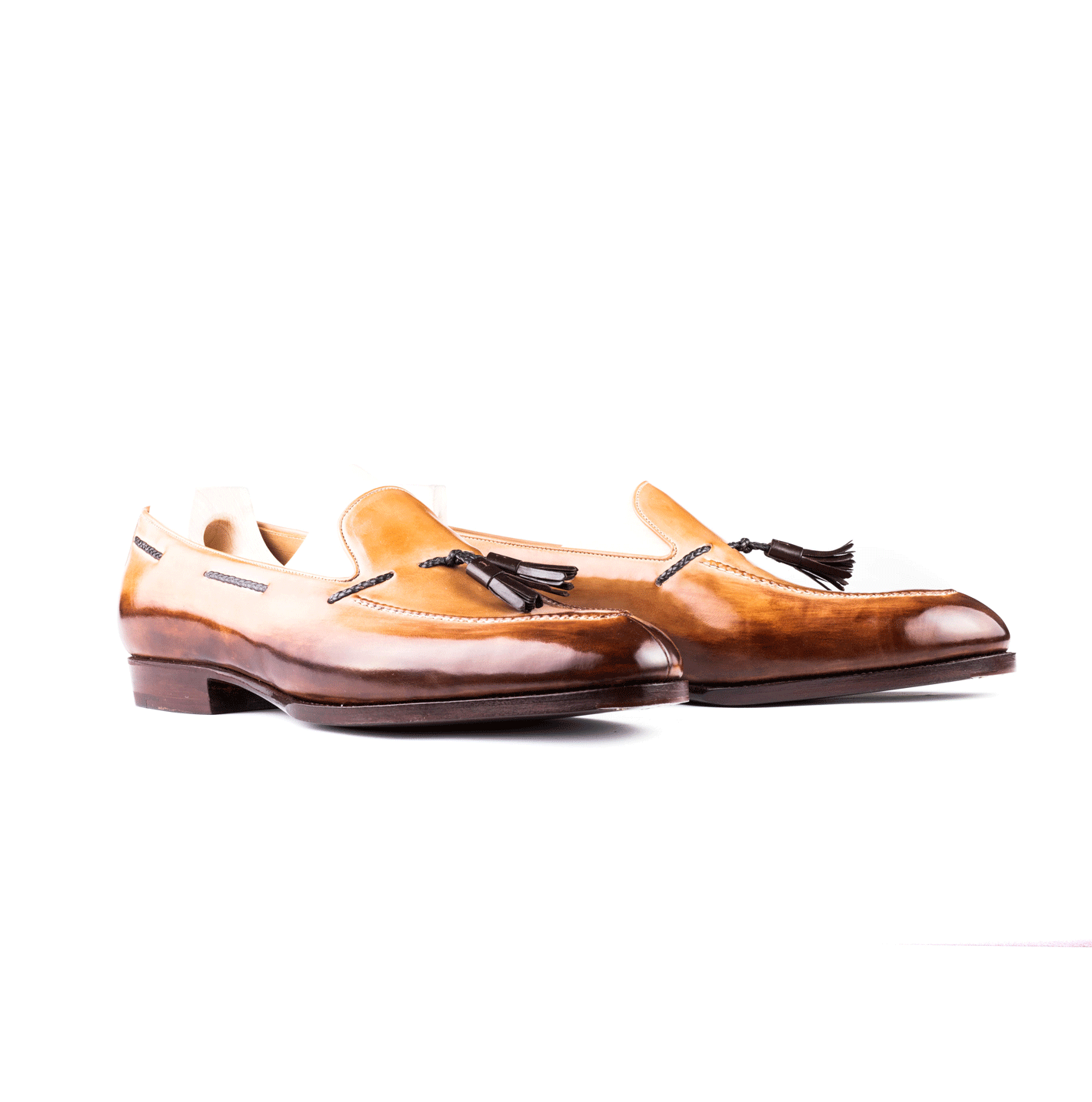 Loafer with hand stitched apron and tassels - 6.5F