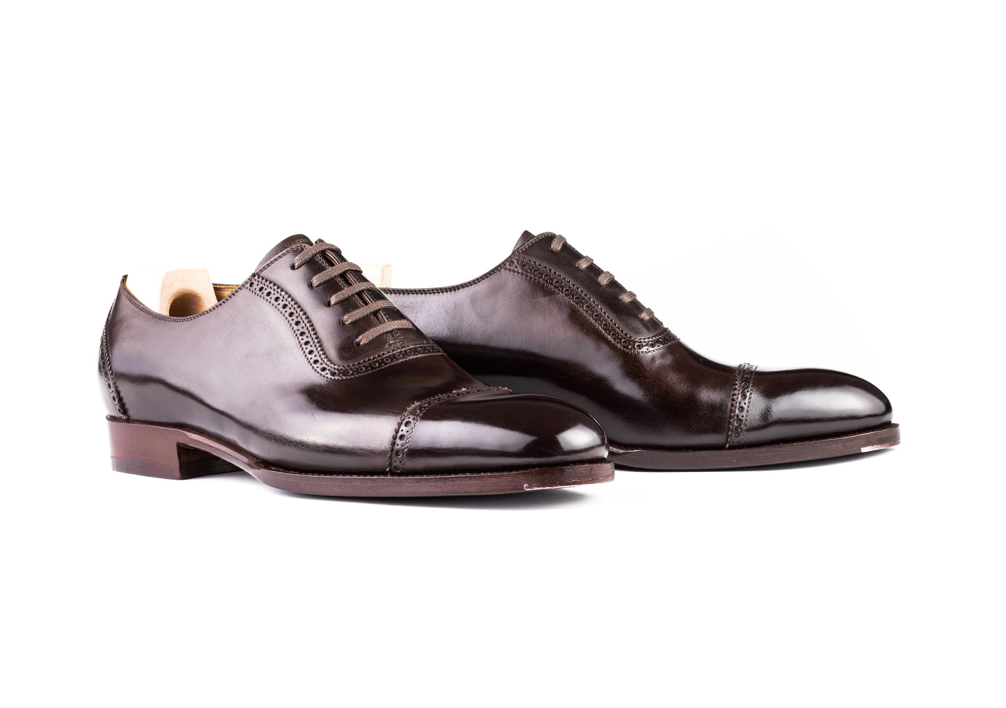 Straight toe Oxford, fully brogued - 8G