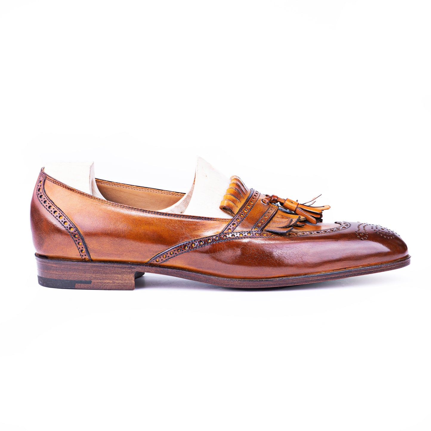 Full brogue wing tassel loafer with fringe - 7.5F