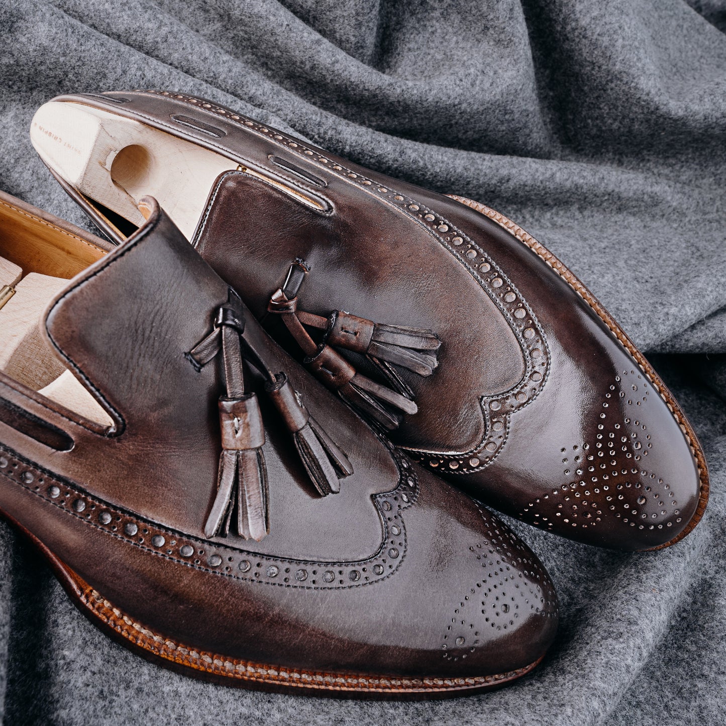 Full wing brogue tassel loafer - 8E