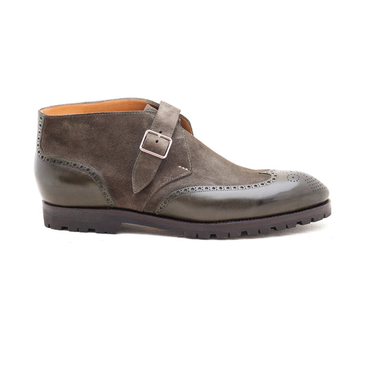 Single buckle Monk boots with wing tip and heel cap - 8F