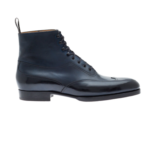 Oxford boot, plain sewn wing tip
