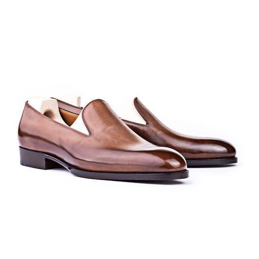 Plain Loafer in mid brown Crust calf leather