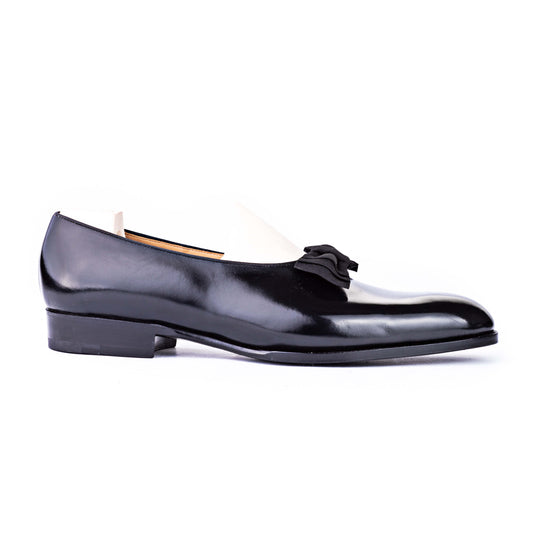 Opera dress loafer with satin loop