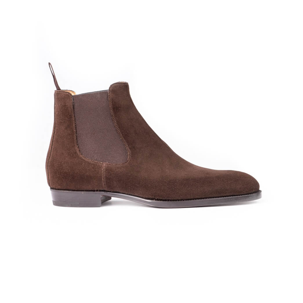 Chelsea Boots, elastic sided in dark brown suede - 7F