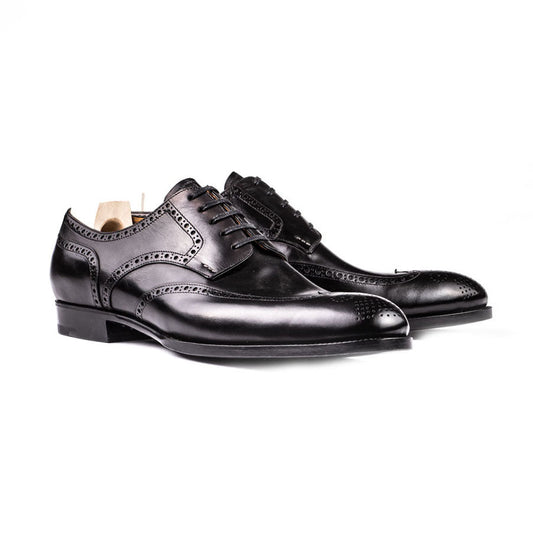 Long wing full brogue Derby in black Crust calf leather