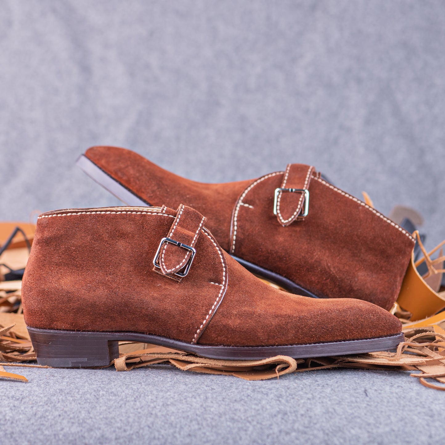 Gilman - Chukka boots with arrow strap, fully handsewn
