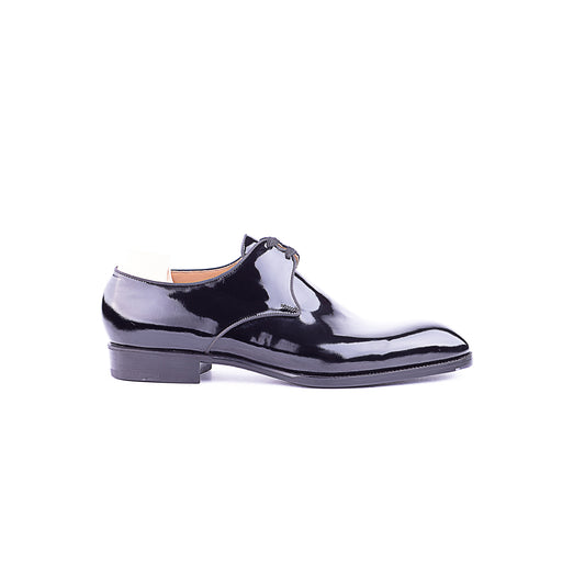 Two eyelet Derby in black patent leather - A must for tuxedo!